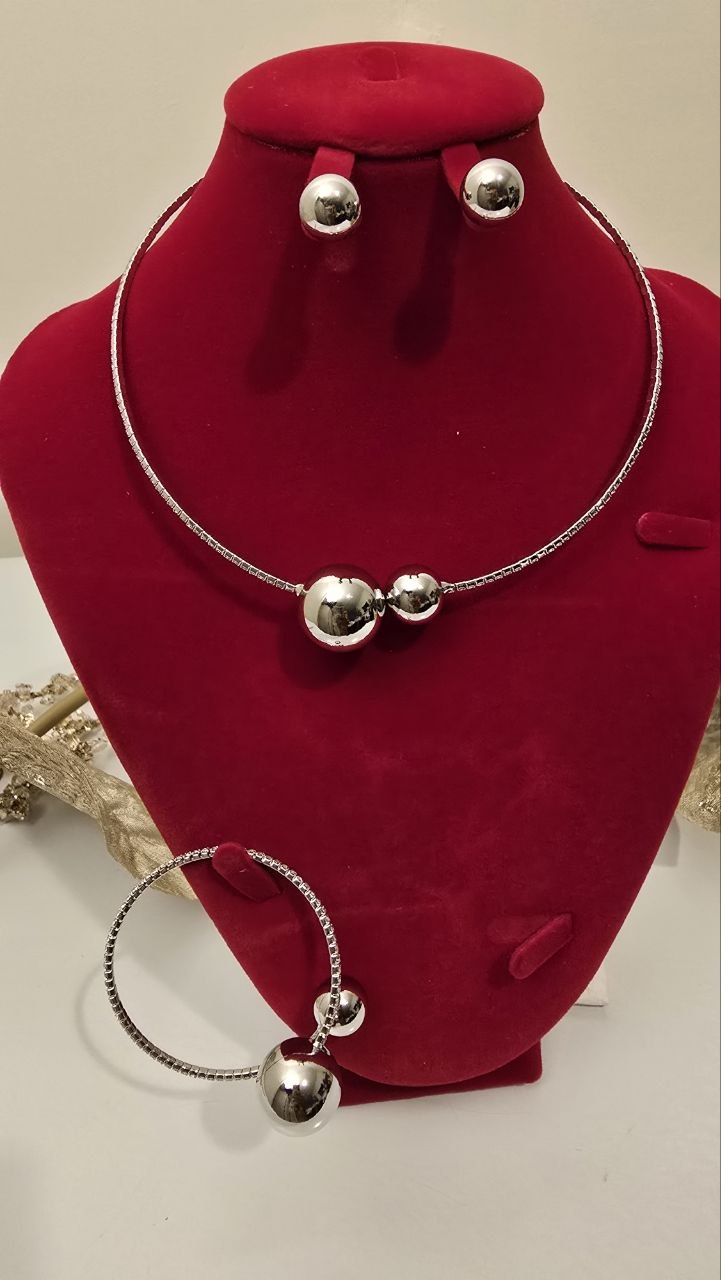 Silver Jewelry Set