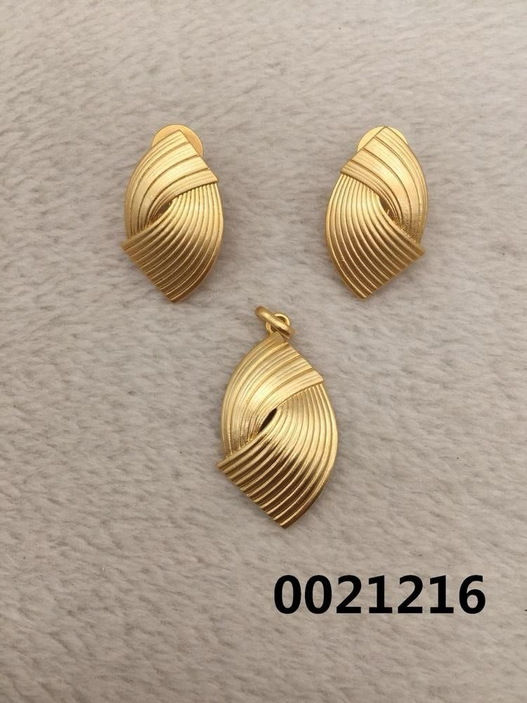 Gold Plated Earrings & Pendant Set